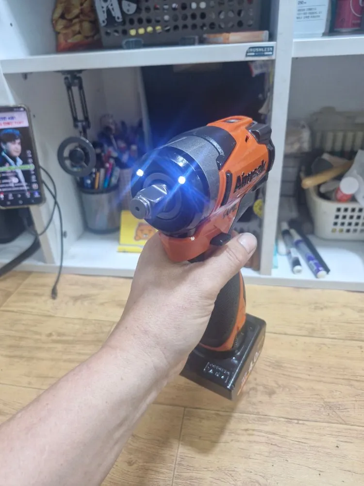 아임삭충전임팩렌치 BL14Q60 배터리까지 아임삭14.4V 아시바렌치 비계렌치 거의새거 S급 S61번 이미지