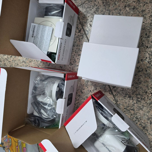 [일괄판매] HIKVISION 800만 화소 실외 적외선 CCTV 카메라 + 12V 2A 어댑터 이미지