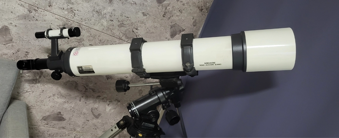 천체망원경MEADE 102 ACHR EMC 이미지