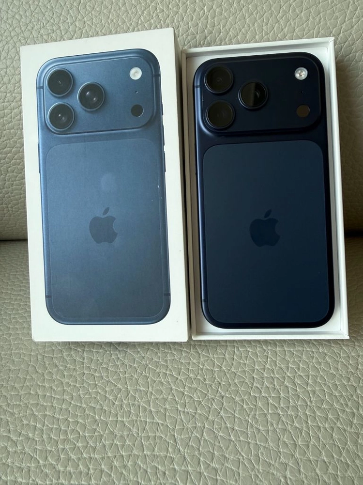 (교신가능)아이폰 17 Pro 딥블루 256GB 풀박스 팝니다 이미지