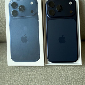 (교신가능)아이폰 17 Pro 딥블루 256GB 풀박스 팝니다 이미지