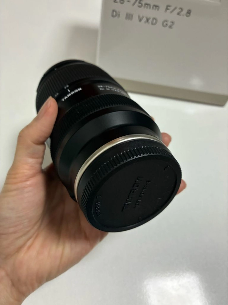탐론 28-75 G2 렌즈 소니 FE 마운트 팝니다 이미지