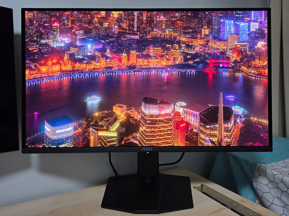 MSI 321UP QD-OLED X24 4K 240Hz 모니터 판매 - 안심되는 중고거래