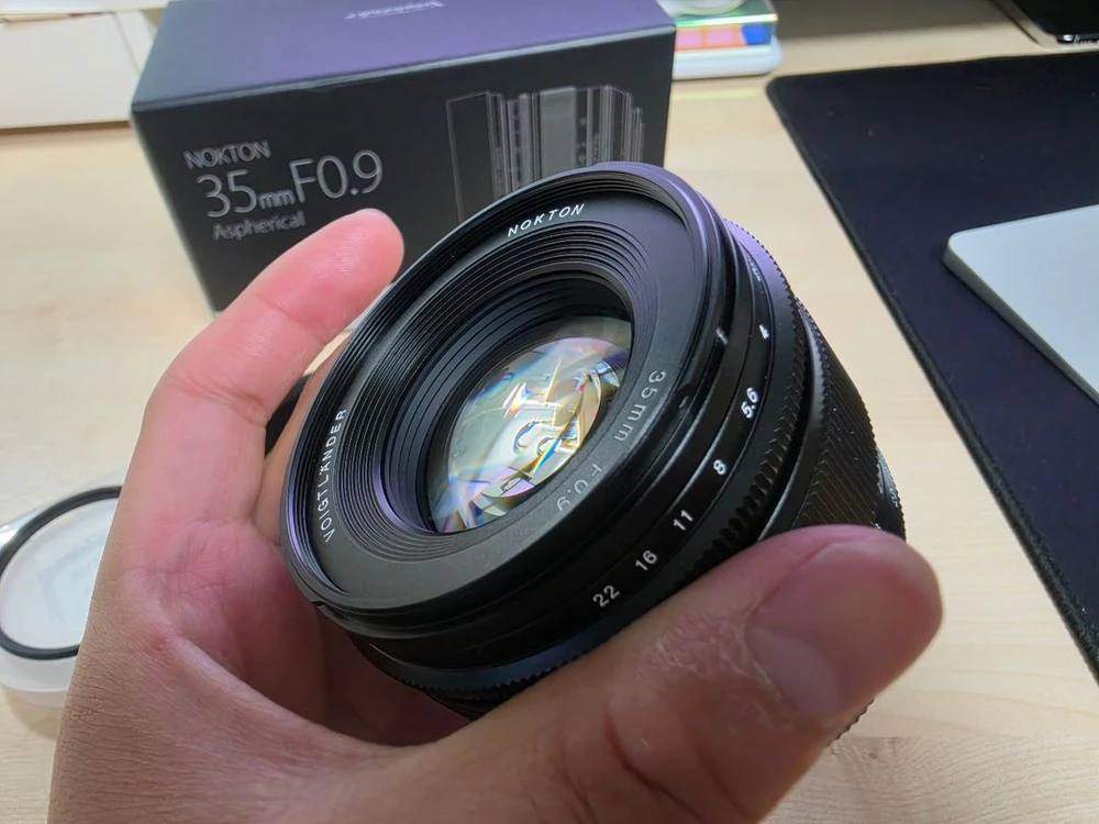 보이그랜더 녹턴 35mm F0.9 후지 마운트 이미지