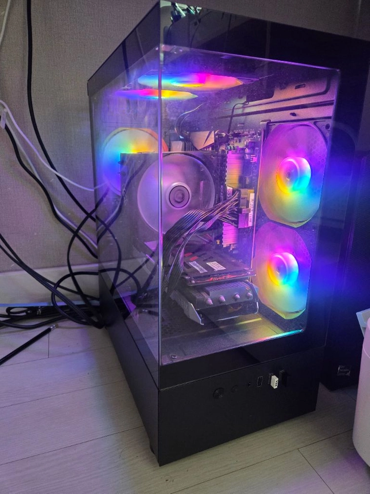 3900x / 1080ti / 32gb 본체 이미지