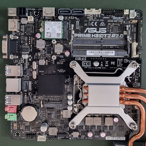 PRIME H310T2 R2.0 인텔 코어 i5-8400 및 방열판 포함 입니다. 이미지