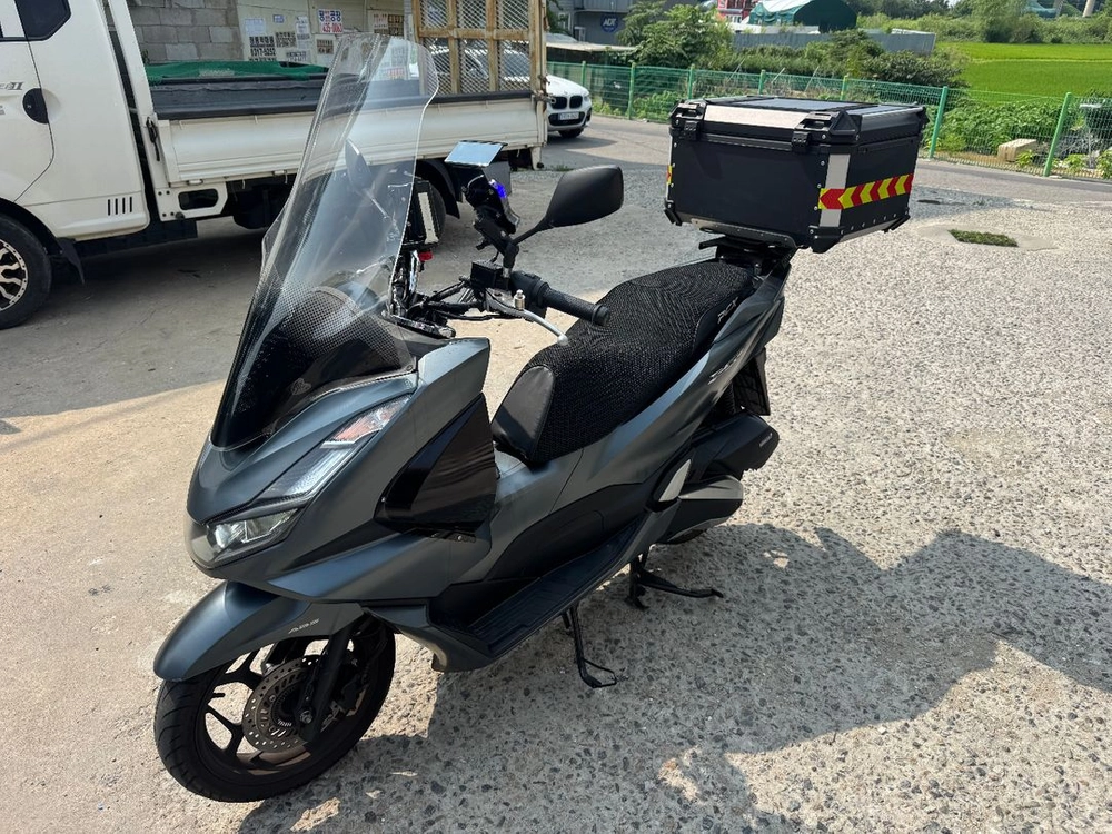 혼다 pcx125 22년형 abs 짧은키로수 팝니다 이미지