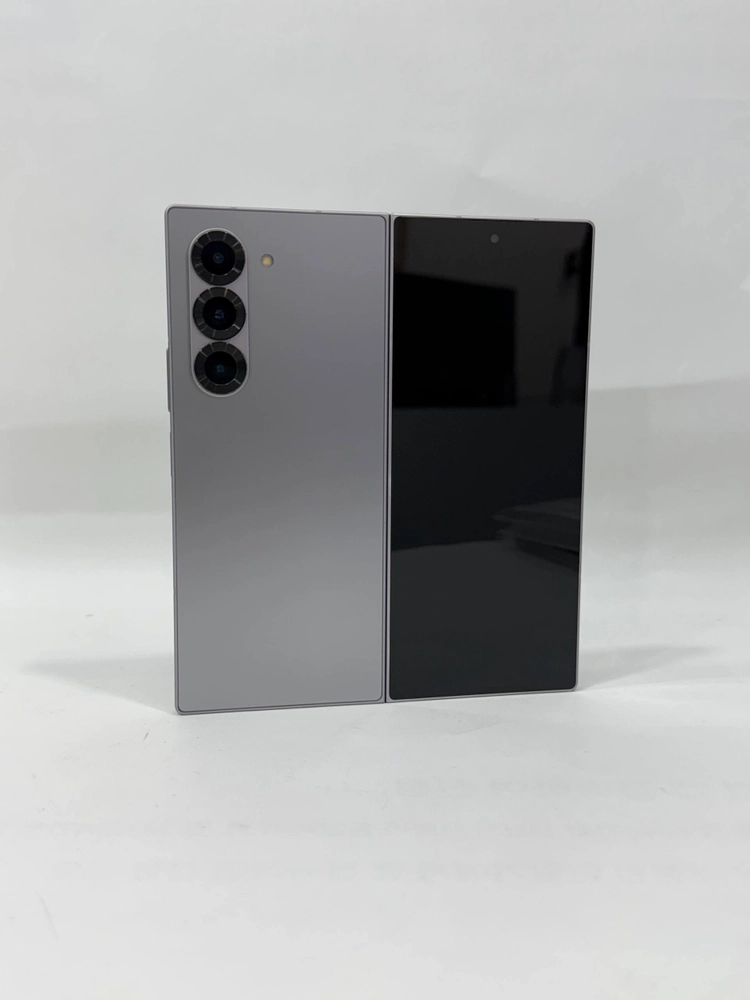 갤럭시Z폴드6 실버 512GB Y2131 이미지