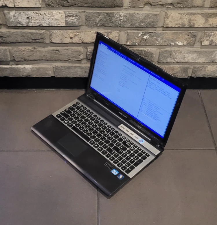 삼성 i5+외장그래픽 노트북+게임기 보너스 - 안심되는 중고거래