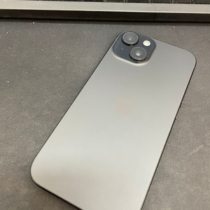 아이폰15 블랙 128GB 상태좋은 중고65만팝니다 이미지