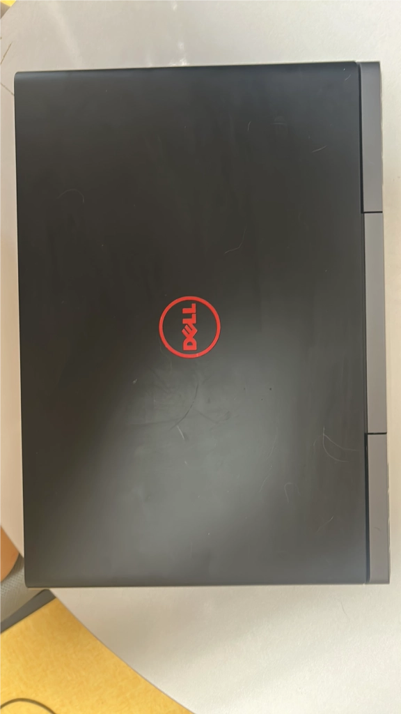 Dell inspiron 15 7000 게이밍 노트북 이미지