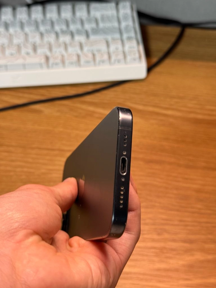 애플 아이폰 15Pro 256GB 티타늄 블랙 이미지