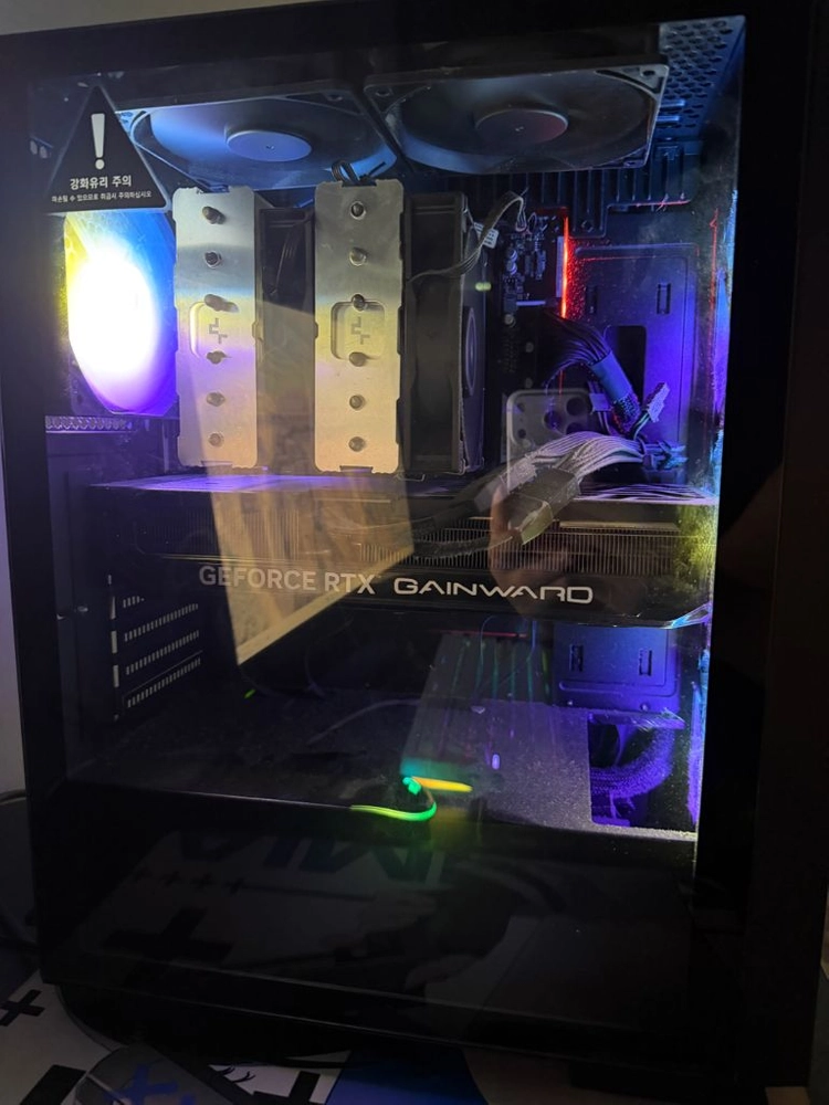 4070ti 13600kf 고성능pc 급처합니다 - 안심되는 중고거래