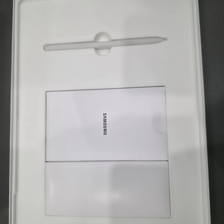 갤럭시탭 s10 울트라 1테라 wifi + 키보드케이스 팝니다 이미지