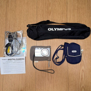 올림푸스 뮤 Olypus 820 (스타일러스 820) + 삼각대 이미지