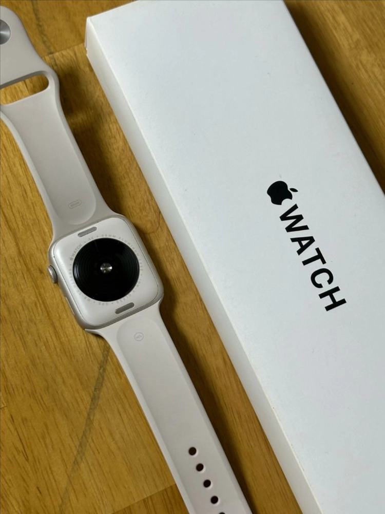 애플워치 se2 44mm 스타라이트 88% 풀박 이미지