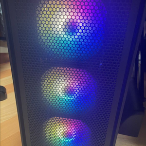 고성능 작업 컴퓨터 게이밍 데스크탑 pc 이미지