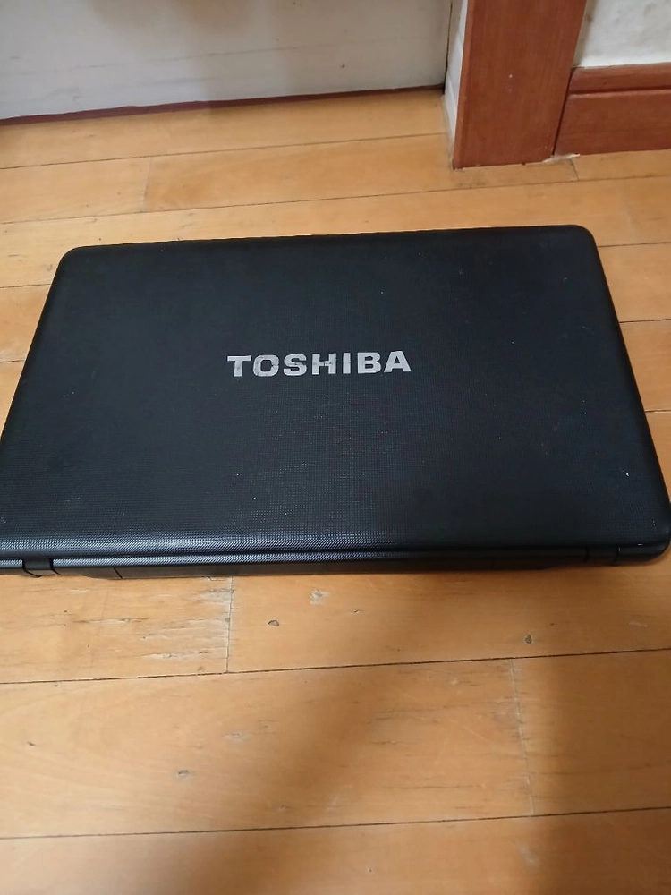 도시바 노트북 새틀라이트 C660 이미지