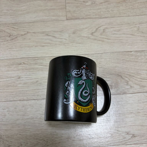 해리포터 슬리데린 머그컵 이미지