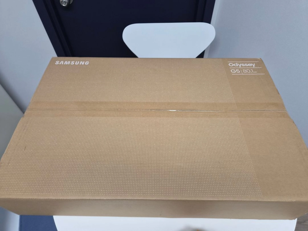 삼성 오디세이 G5 32인치 게이밍 모니터 이미지
