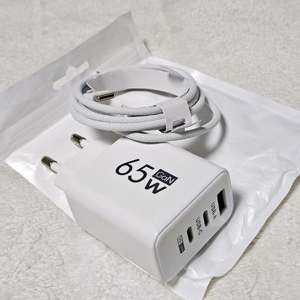 65W 3포트 멀티 GaN 고속충전기 PD QC 3.0+C타입 충전 케이블미사용새것 이미지