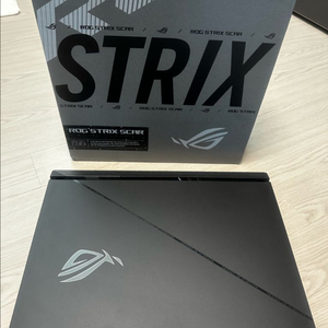 ASUS ROG STRIX SCAR 18 14세대 4090 판매합니다.