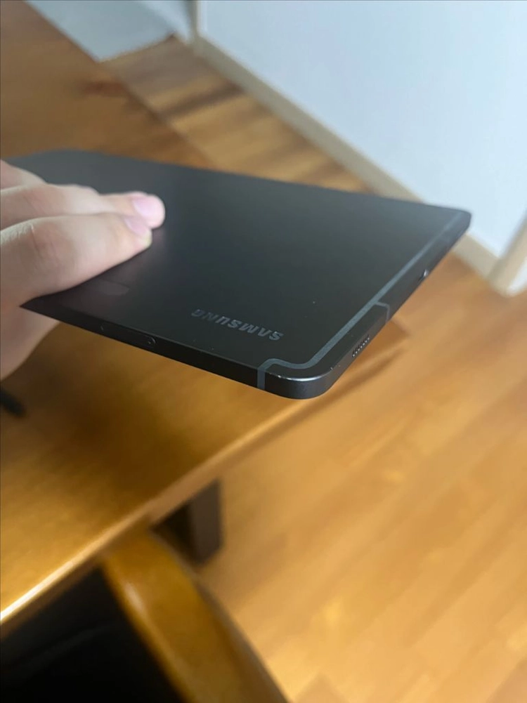 갤럭시 탭 s9 WiFi 256 + 키보드 커버 + s11 펜 이미지