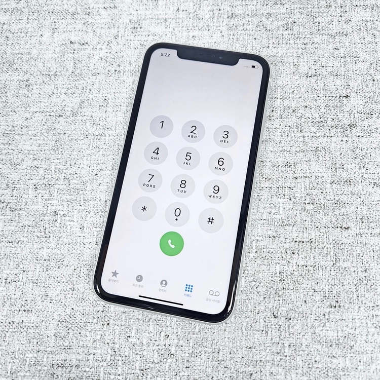 아이폰 XR 화이트 64기가 초 SSS급 이미지