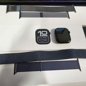 애플워치 10 제트블랙 46mm GPS 애플케어 + 밀레니즈루프 그라파이트 이미지