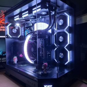 게이밍용 고사양 컴퓨터 7800x3d rtx 4070ti 판매합니다. 이미지