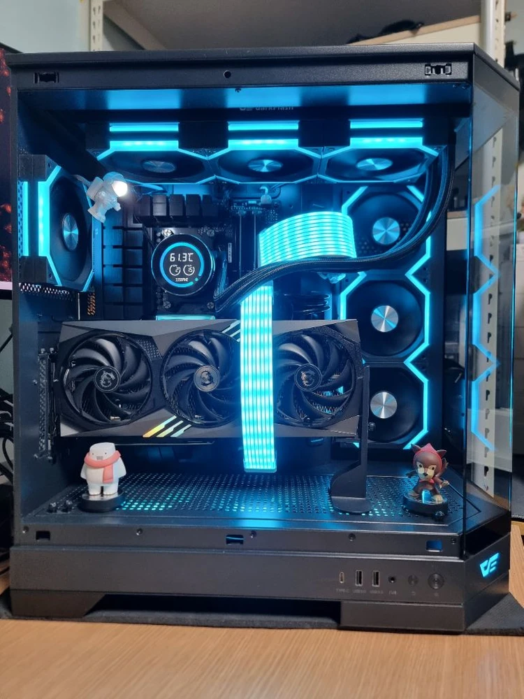 게이밍용 고사양 컴퓨터 7800x3d rtx 4070ti 판매합니다. 이미지