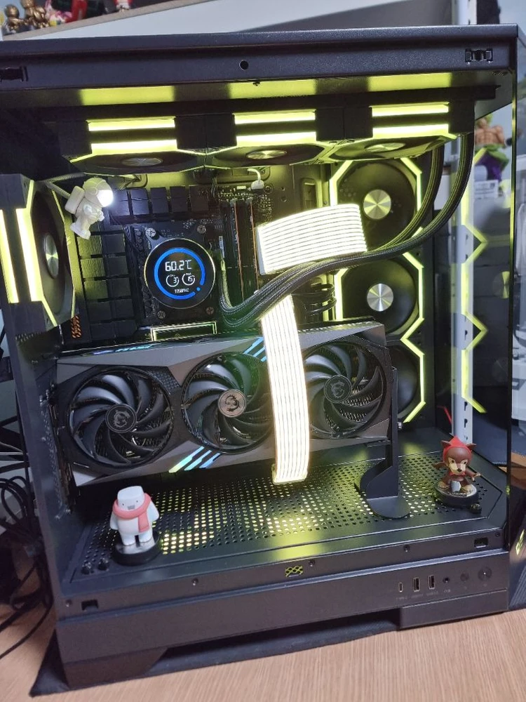 게이밍용 고사양 컴퓨터 7800x3d rtx 4070ti 판매합니다. 이미지