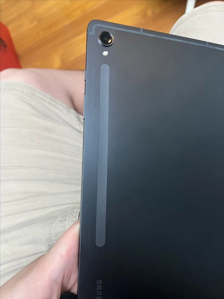 갤럭시 탭 s9 WiFi 256 + 키보드 커버 + s11 펜 이미지