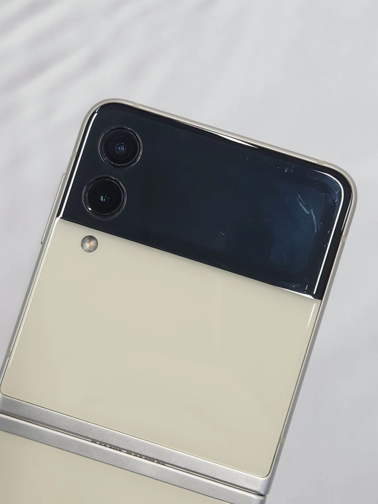 갤럭시Z플립3 256G 무잔상 크림 63082 이미지