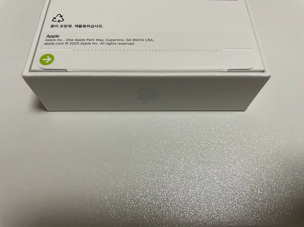 아이폰17 프로 맥스 256GB 자급제 실버 미개봉 새제품 이미지