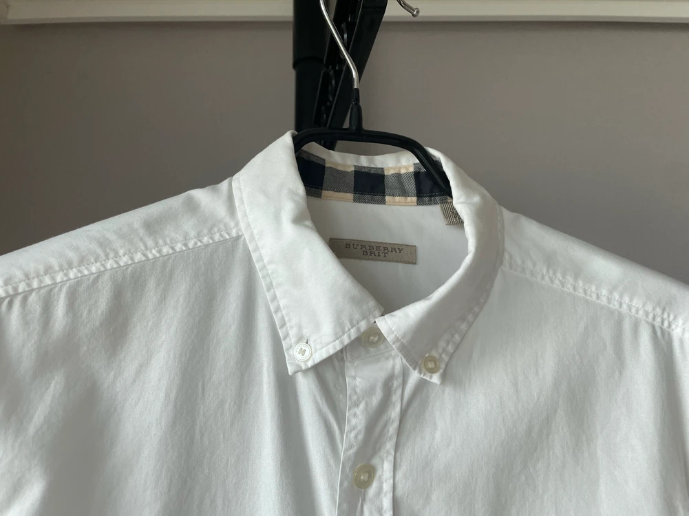 정품 버버리(Burberry) 화이트 셔츠 XS사이즈 이미지