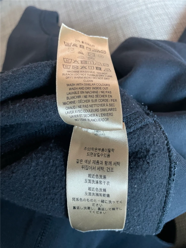 정품 버버리(burberry) 스웻셔츠 네이비컬러 XS사이즈 이미지