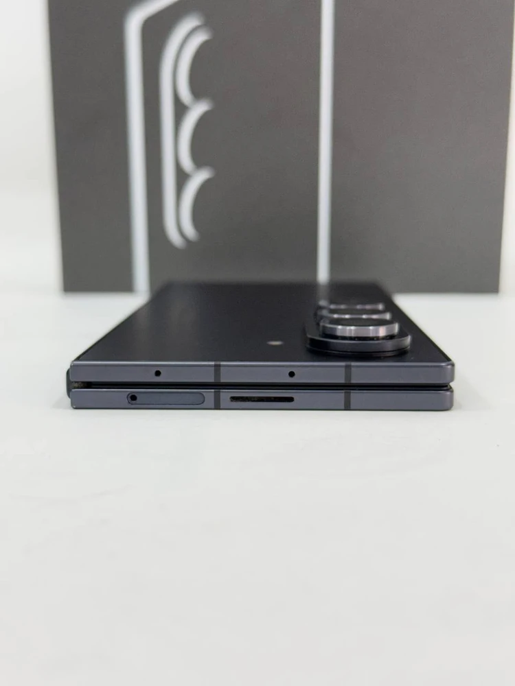 풀박)갤럭시Z폴드7 블랙 512GB Y2137 이미지
