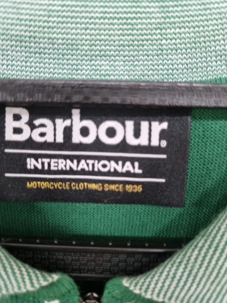 Barbour International 그린 카모 패턴 반팔 니트 폴로 이미지