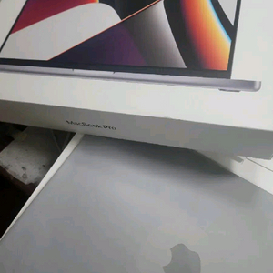 맥북프로 max 16인치 m2 32기가모델...최저가 235만 이미지
