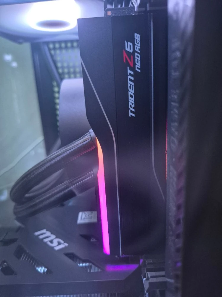 G.Skill Trident Z5 Neo RGB DDR5 32GB 데스크탑 램 팝니다 이미지
