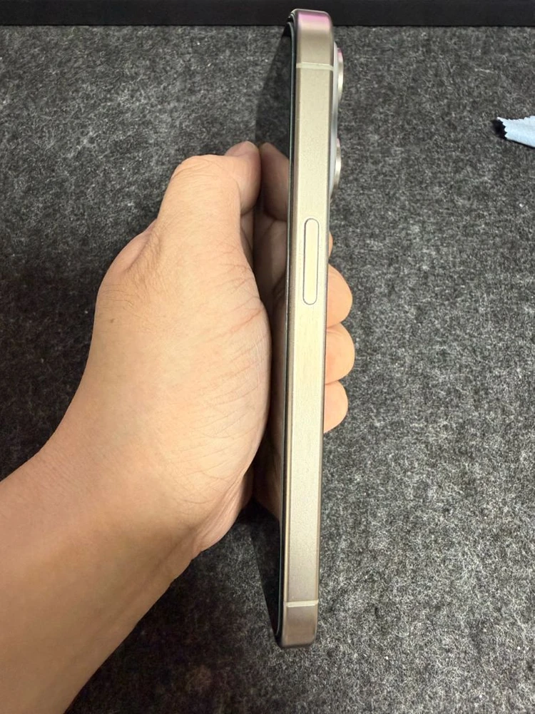 아이폰 15pro 256기가 이미지
