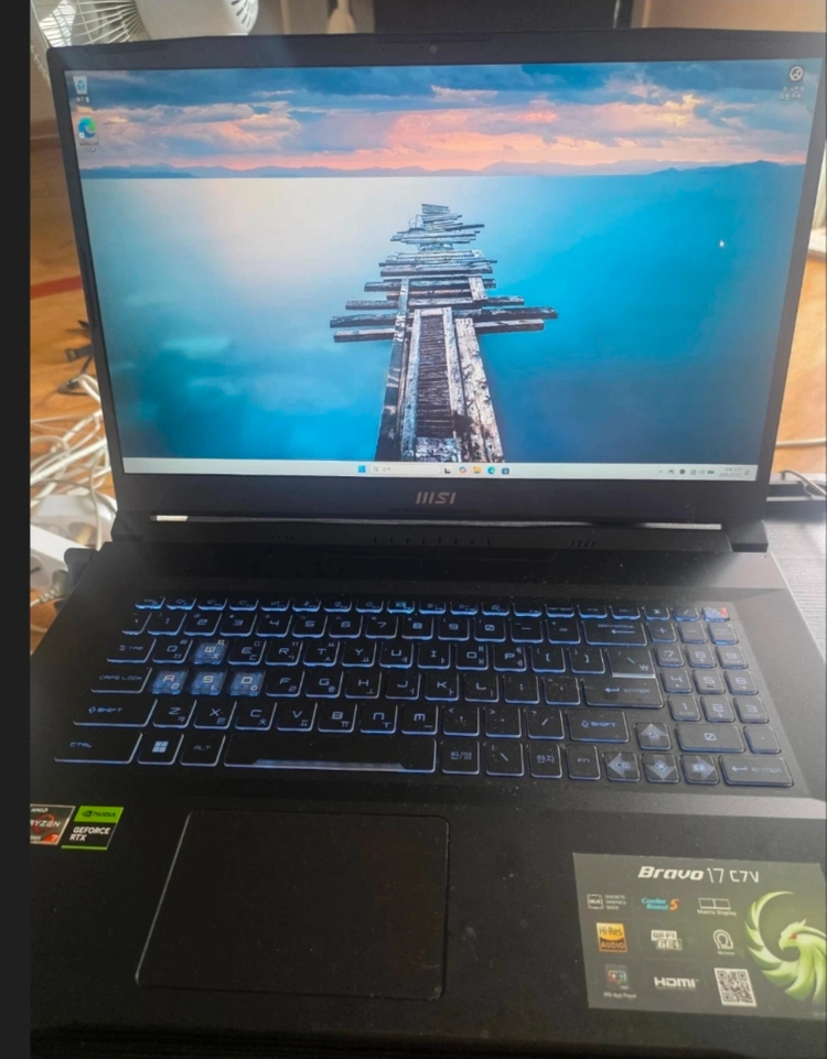 MSI 브라보17 r7, rtx4060, ddr5 16gb, 17.3인치+ 윈도우 이미지