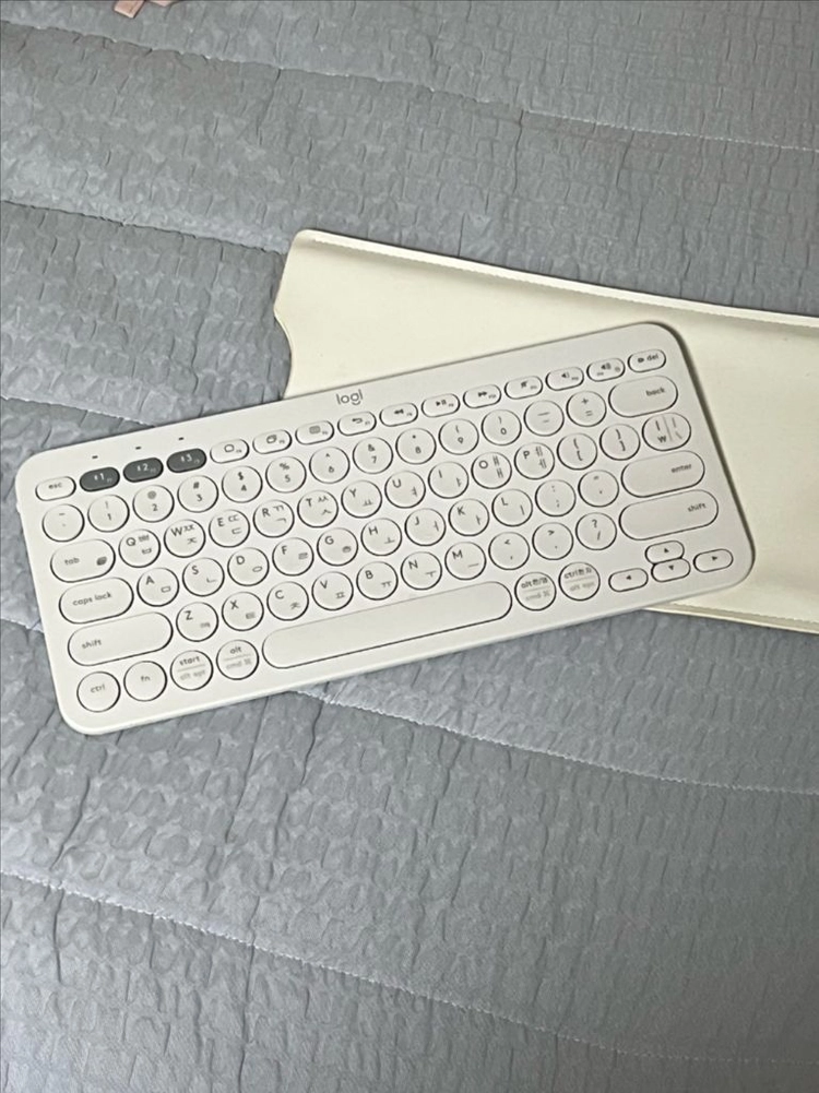 로지텍 k380 블루투스키보드 이미지