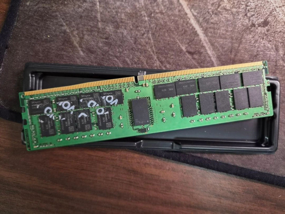 SK 하이닉스 32gb DDR4 3200 ECC 써버램 판매합니다. - 안심되는 중고거래