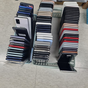 갤럭시 A520 A530 A102 A202 A217 A125 A205 A305 A505 A315 A325 A908 이미지