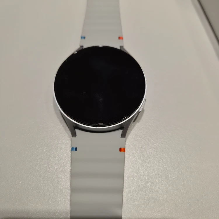 갤럭시워치7 44mm 실버 - 안심되는 중고거래