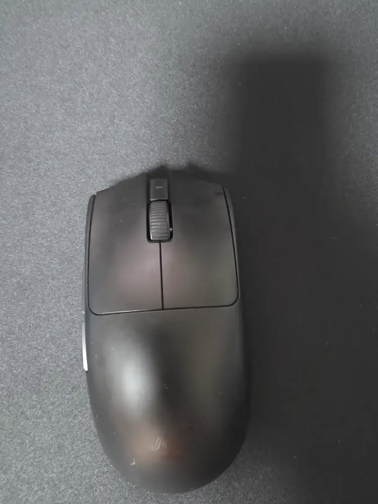 레이저 바이퍼 v4 pro 마우스 팝니다 - 안심되는 중고거래