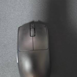 레이저 바이퍼 v4 pro 마우스 팝니다 이미지