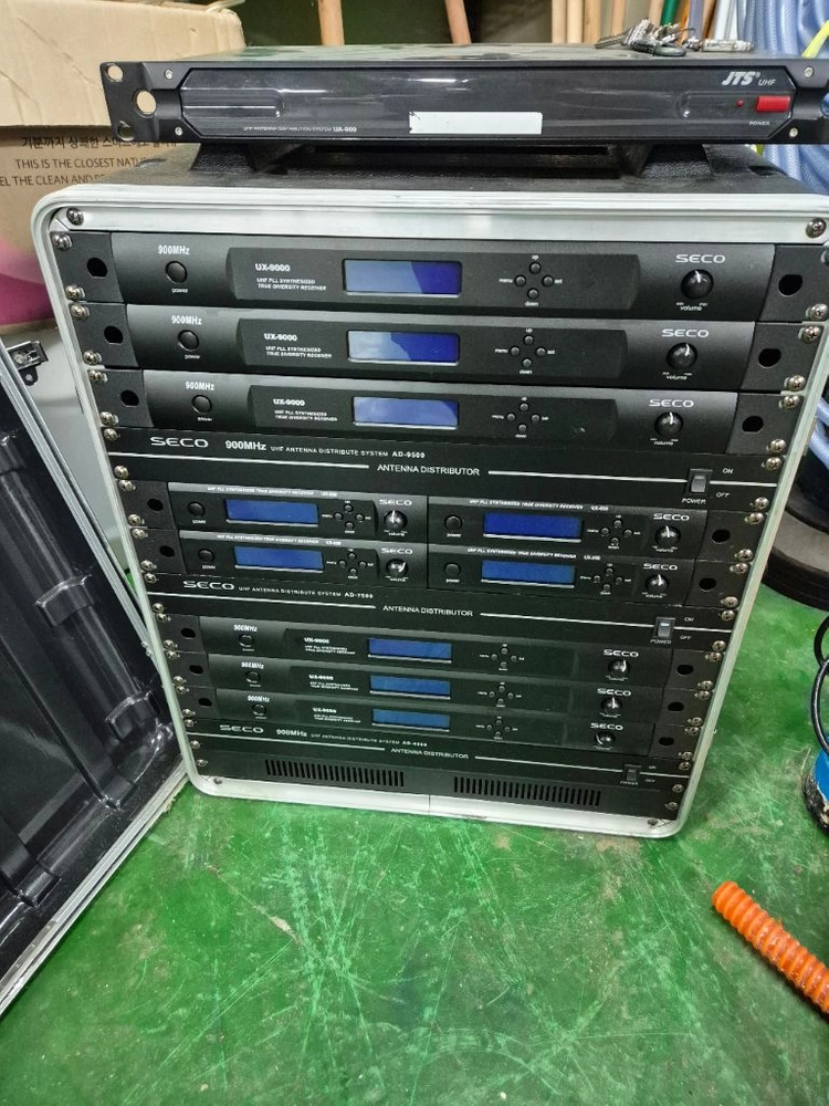 900MHz 대역 무선 마이크 수신기 및 안테나 분배기 시스템 풀세트 SECO / UX-9000 / AD-9500 이미지